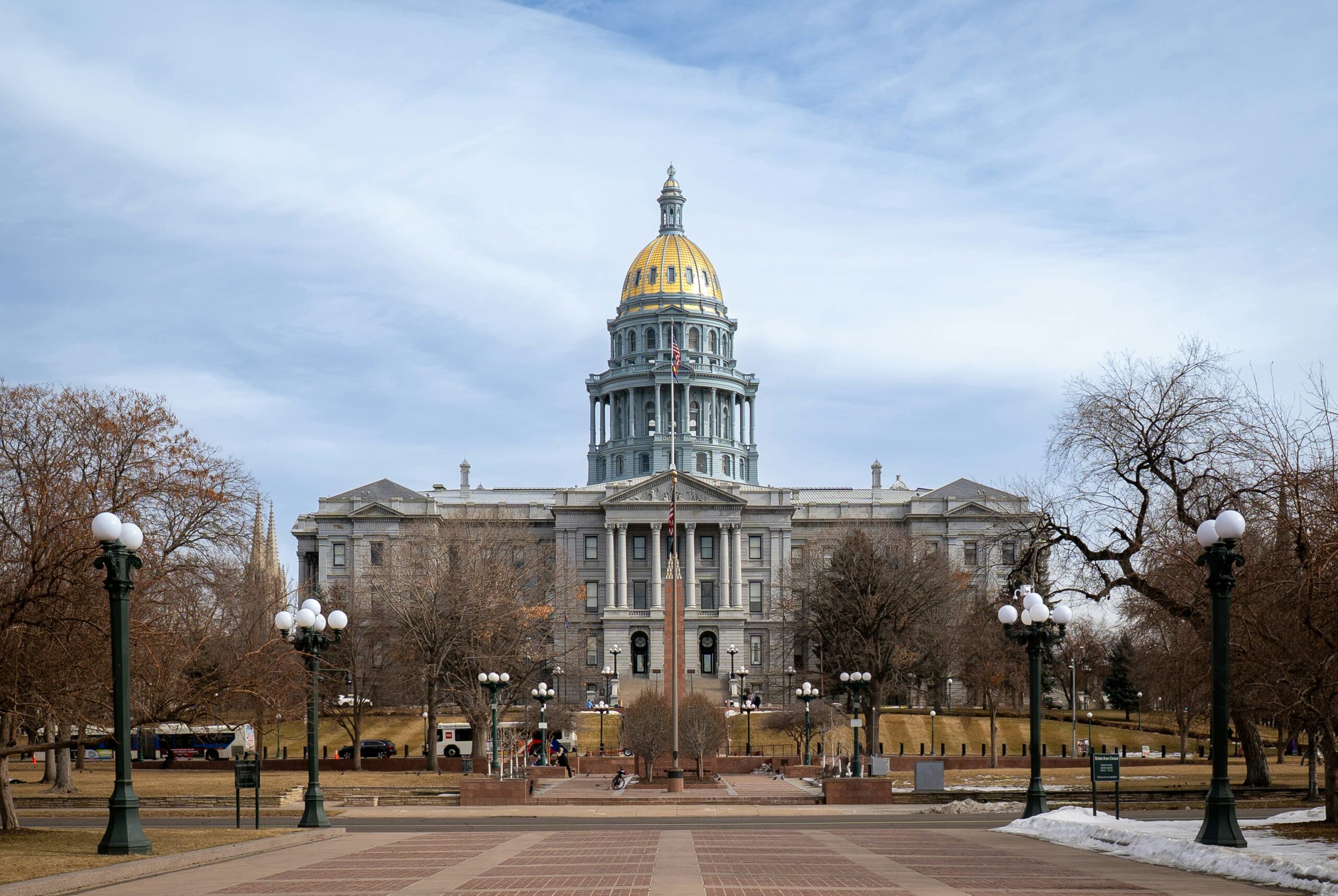 alexandra-tran-NNGA4Xst7ts-unsplash Photo of Colorado State Capital in Downtown Denver