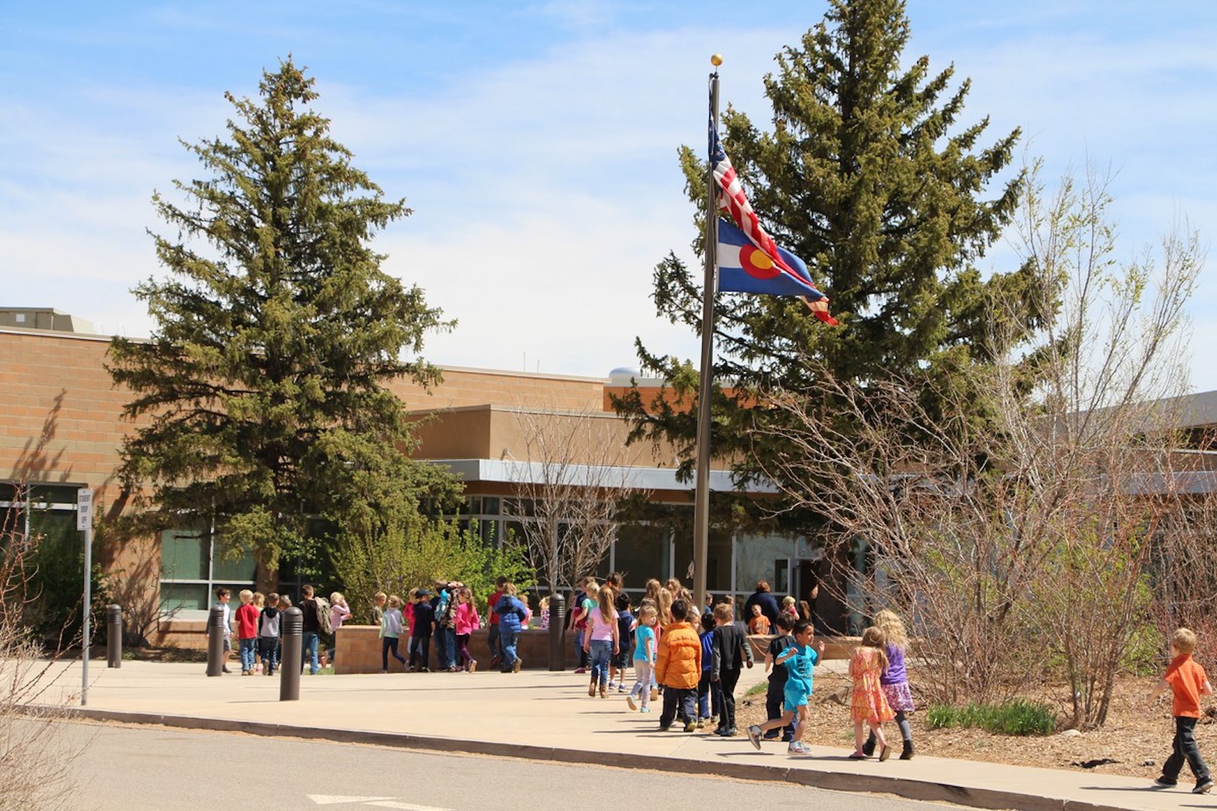 Fort Lewis Elementary School with students